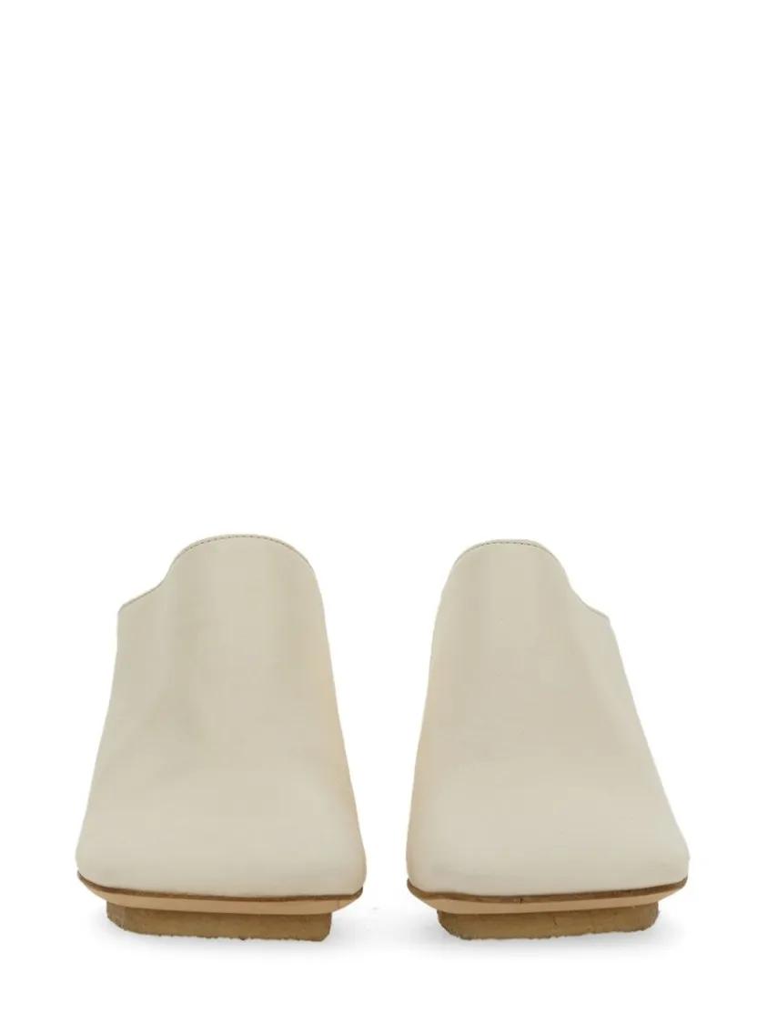 Thumbnail - Uma Wang Slipper & Pantoletten - Leather Mule - Gr. 35 (EU) - in Weiß - für Damen