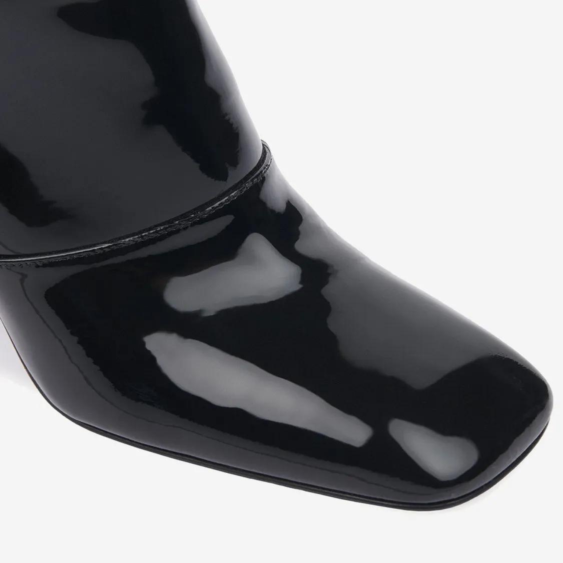 Thumbnail - Chloé Stiefel - Janis Ankle Boots With Glossy Calfskin - Gr. 39 (EU) - in Schwarz - für Damen