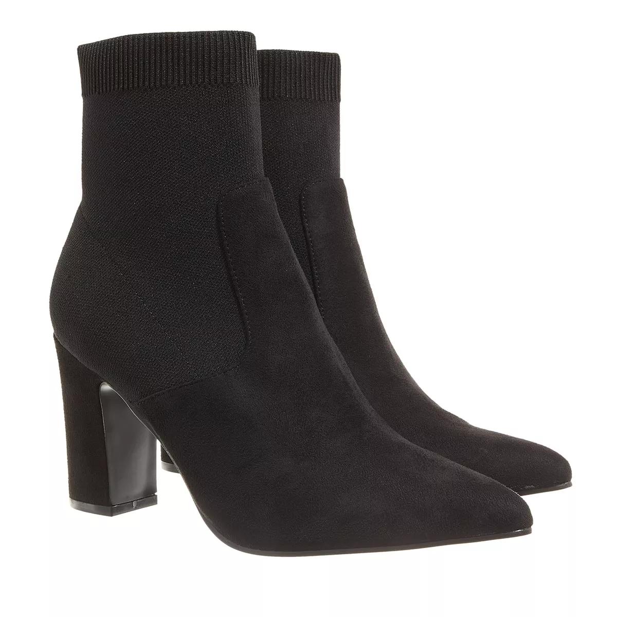 Steve Madden Research Black | Ankle Boot