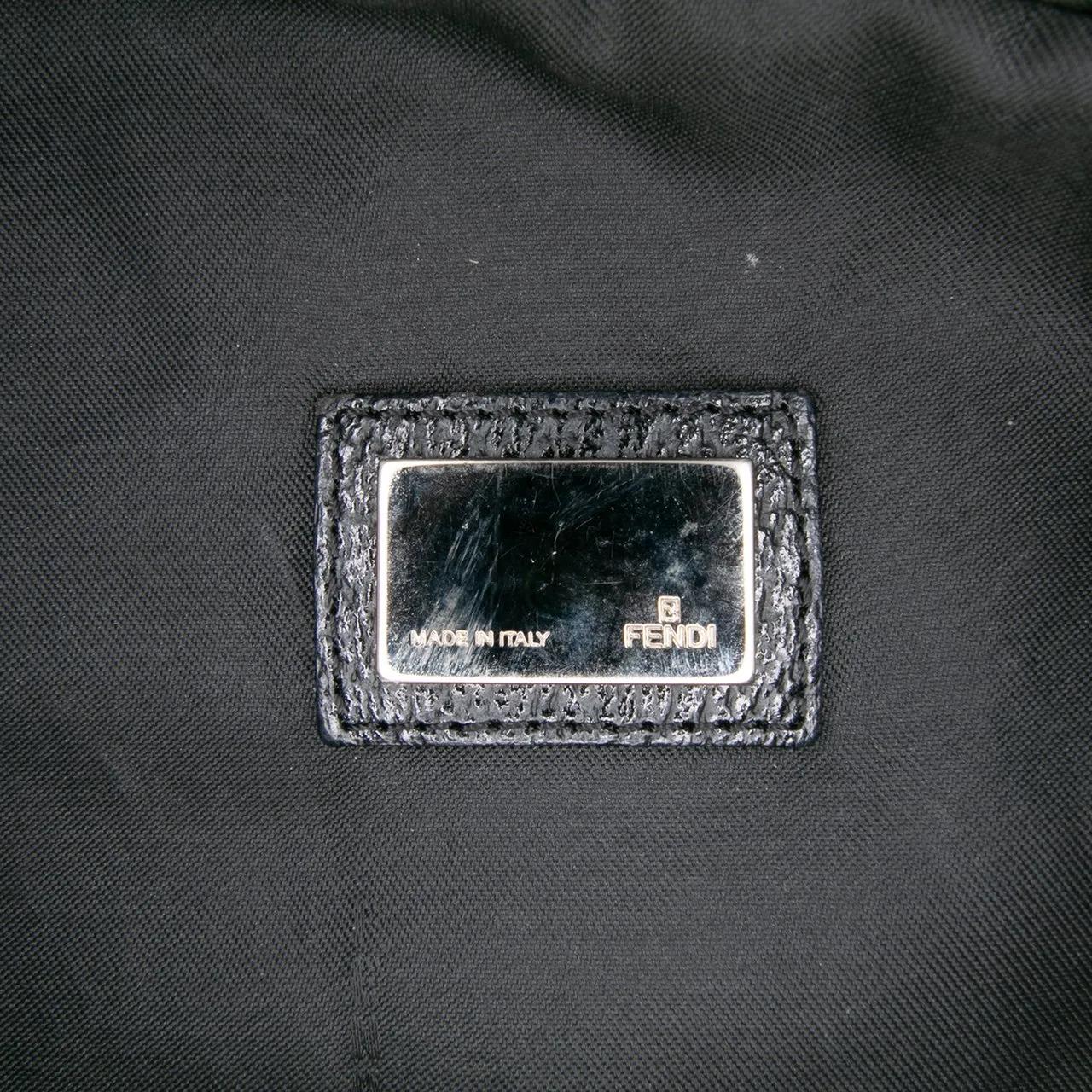 Thumbnail - Fendi Hobo Bags - Zebra Print Canvas Oyster Hobo - Gr. unisize - in Schwarz - für Damen