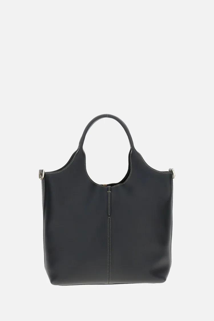 TOD'S Hobo bags Sleek Calfskin Leather Shoulder Bag in zwart