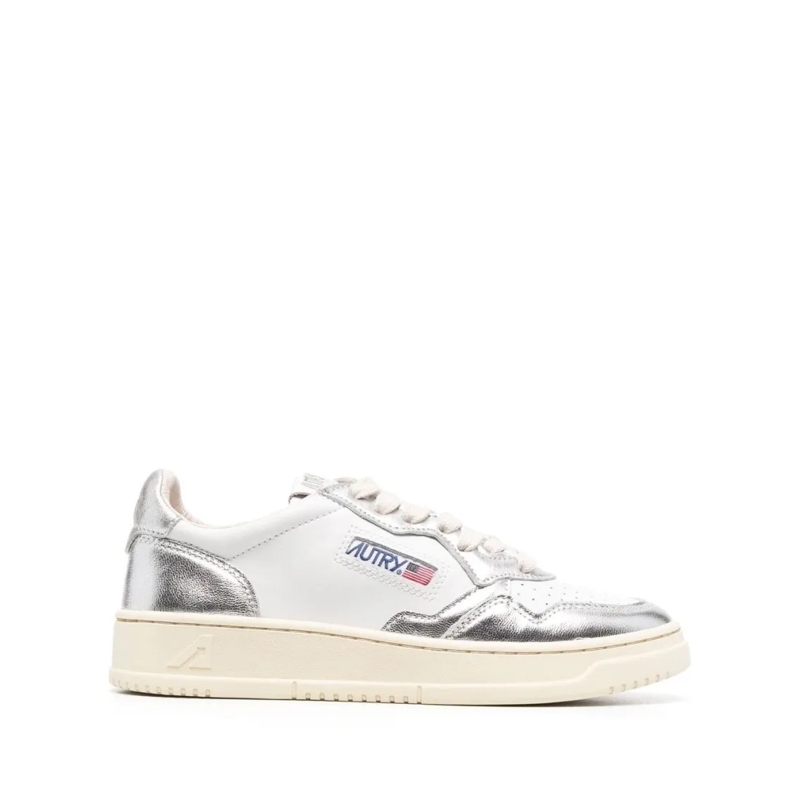 Autry International Lage-top sneaker White Sneakers With Silver Accents Neutrals