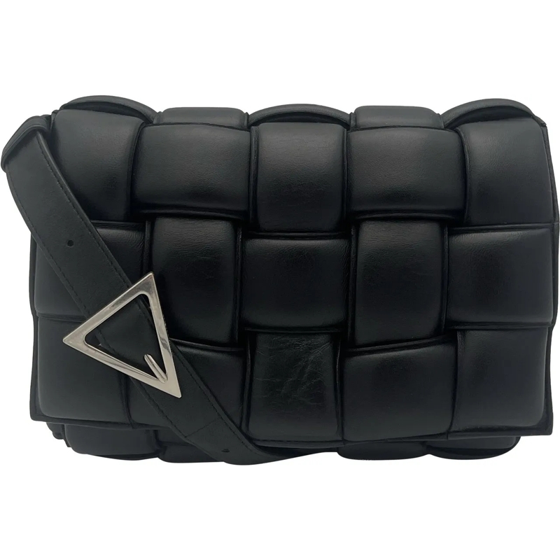 Bottega Veneta Schultertasche Bottega Veneta Padded Cassette - Black schwarz