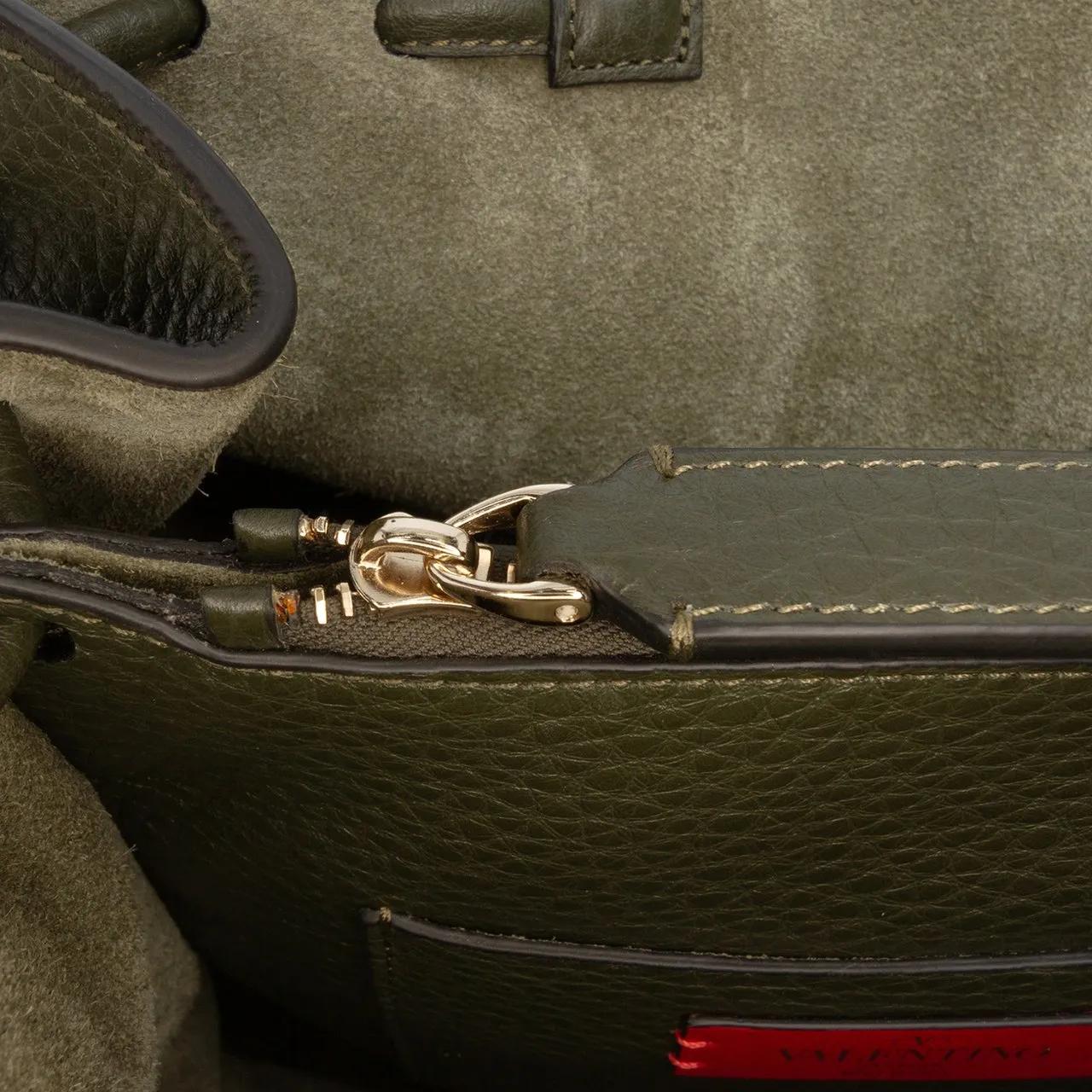 Thumbnail - Valentino Garavani Rucksäcke - Grained Calfskin Rockstud Flap Backpack - Gr. unisize - in Grün - für Damen