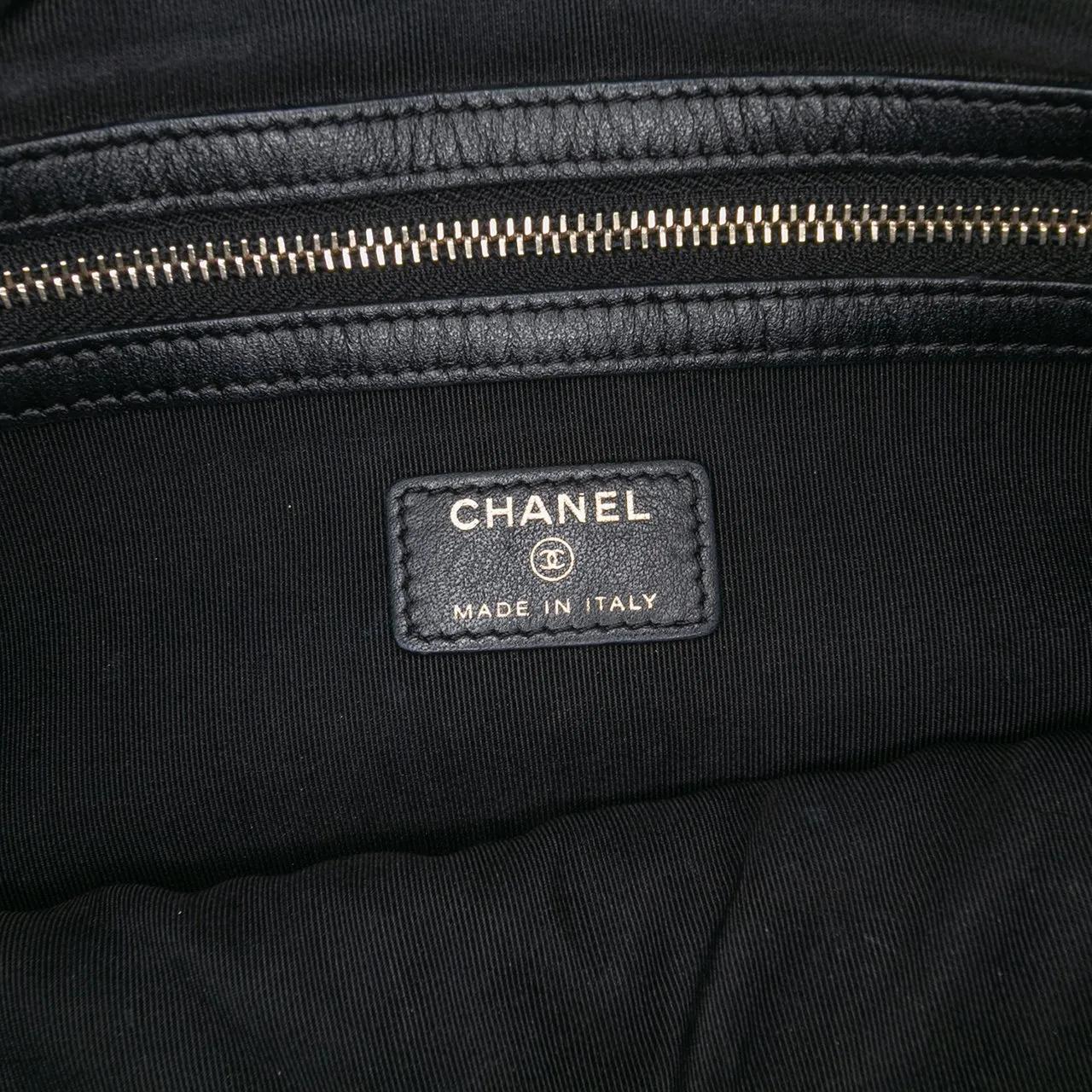 Thumbnail - Chanel Clutches - Large Lambskin Boy O Case Clutch - Gr. unisize - in Schwarz - für Damen