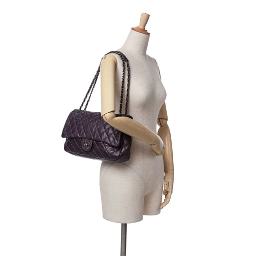Chanel Sac à bandoulière 2012 Jumbo Quilted Caviar Easy Flap Bag lila (Image 9)