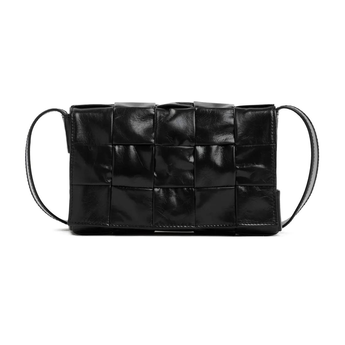 Bottega Veneta Shopper - Black Leather Small Cassette Bag - Gr. unisize - in Schwarz - für Damen