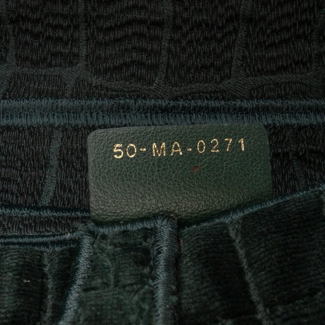 Thumbnail - Christian Dior Hobo Bags - Velvet Embroidered Crocodile Effect Saddle Bag - Gr. unisize - in Grün - für Damen