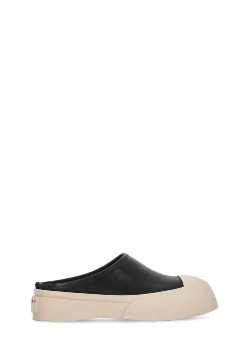 Marni Vrouw Zwart Slippers & Mules - Pablo Sabot In Maat 39 (Eu)