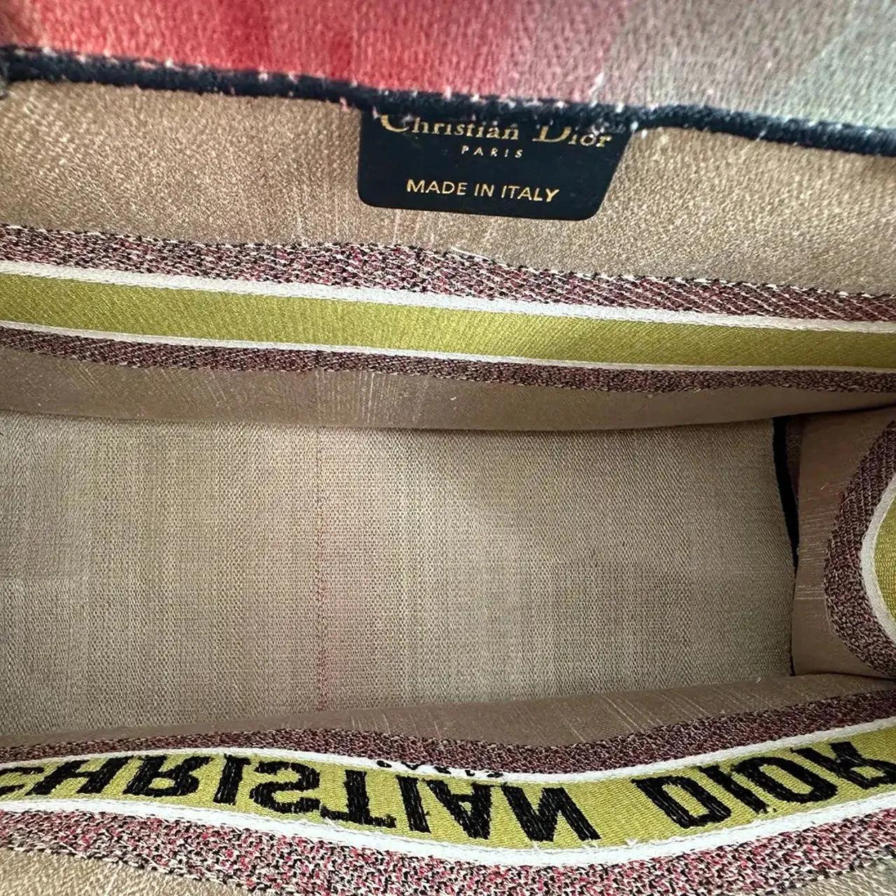 Thumbnail - Christian Dior Crossbody Bags - Dior Booktote medium size Mulicolor Dioraura / ver - Gr. unisize - in Bunt - für Damen