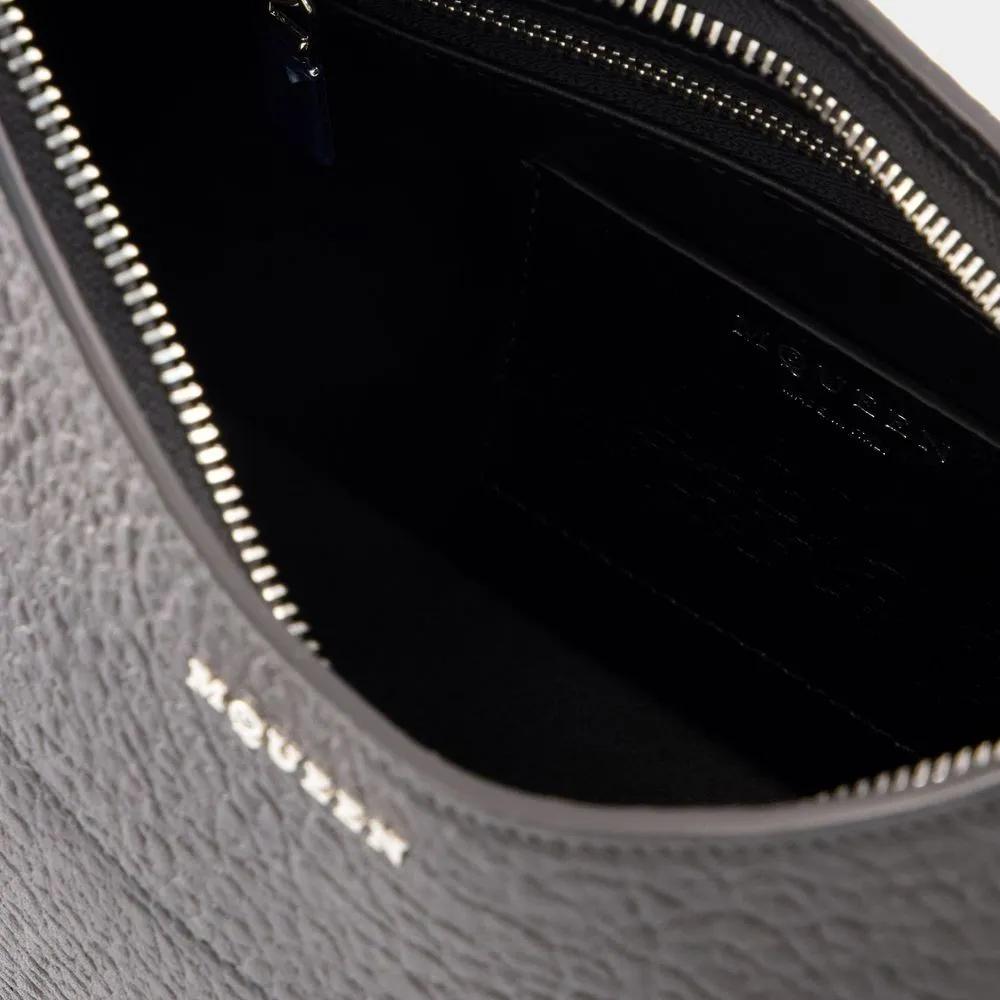 alexander mcqueen Hobo bags Cross Bar Purse Leather Black Silver in zwart