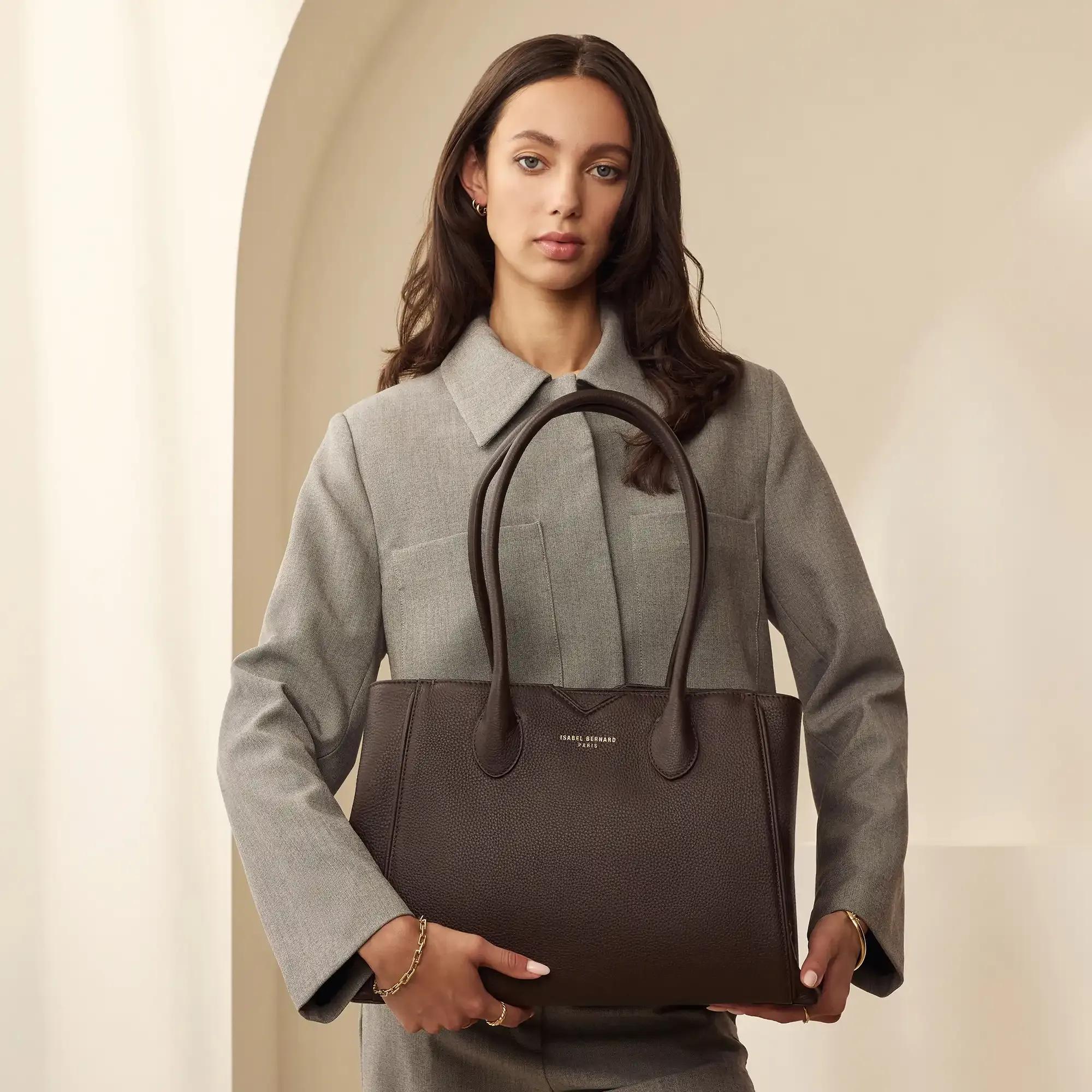 Isabel Bernard Crossbody bags Honoré Cloe Handtasche in bruin