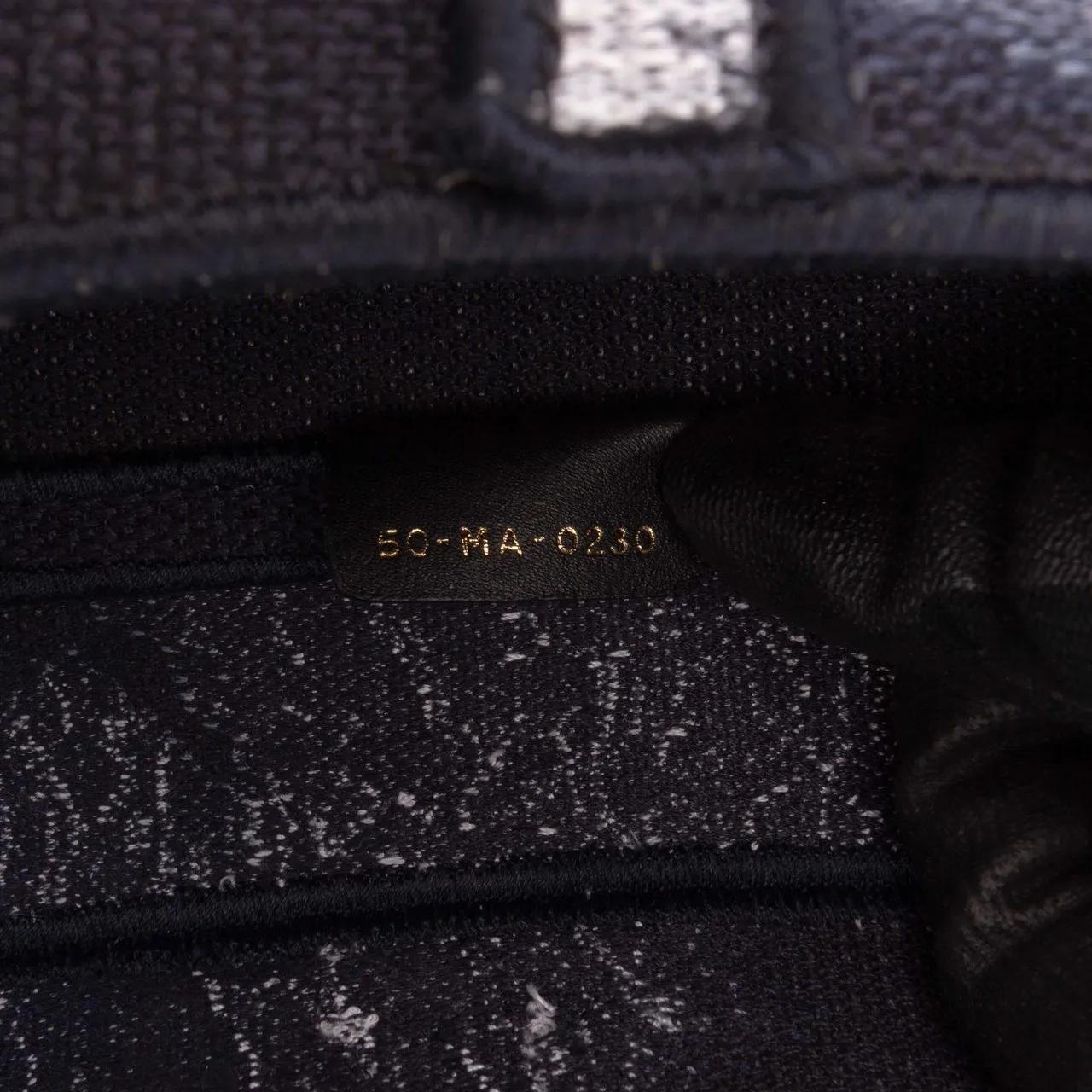 Thumbnail - Christian Dior Hobo Bags - Canvas Embroidered Tie Dye Saddle Bag - Gr. unisize - in Schwarz - für Damen