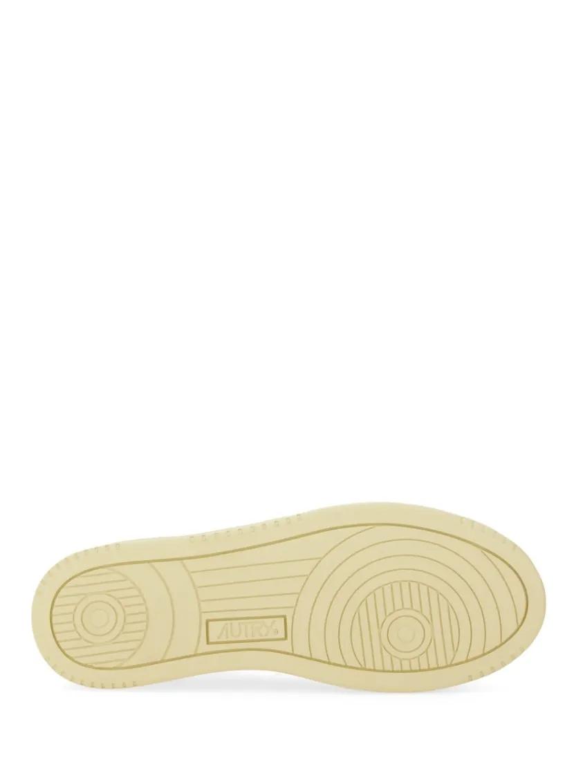 Thumbnail - Autry Low-Top Sneaker - "Medalist" Platform Sneaker - Gr. 39 (EU) - in Beige - für Damen