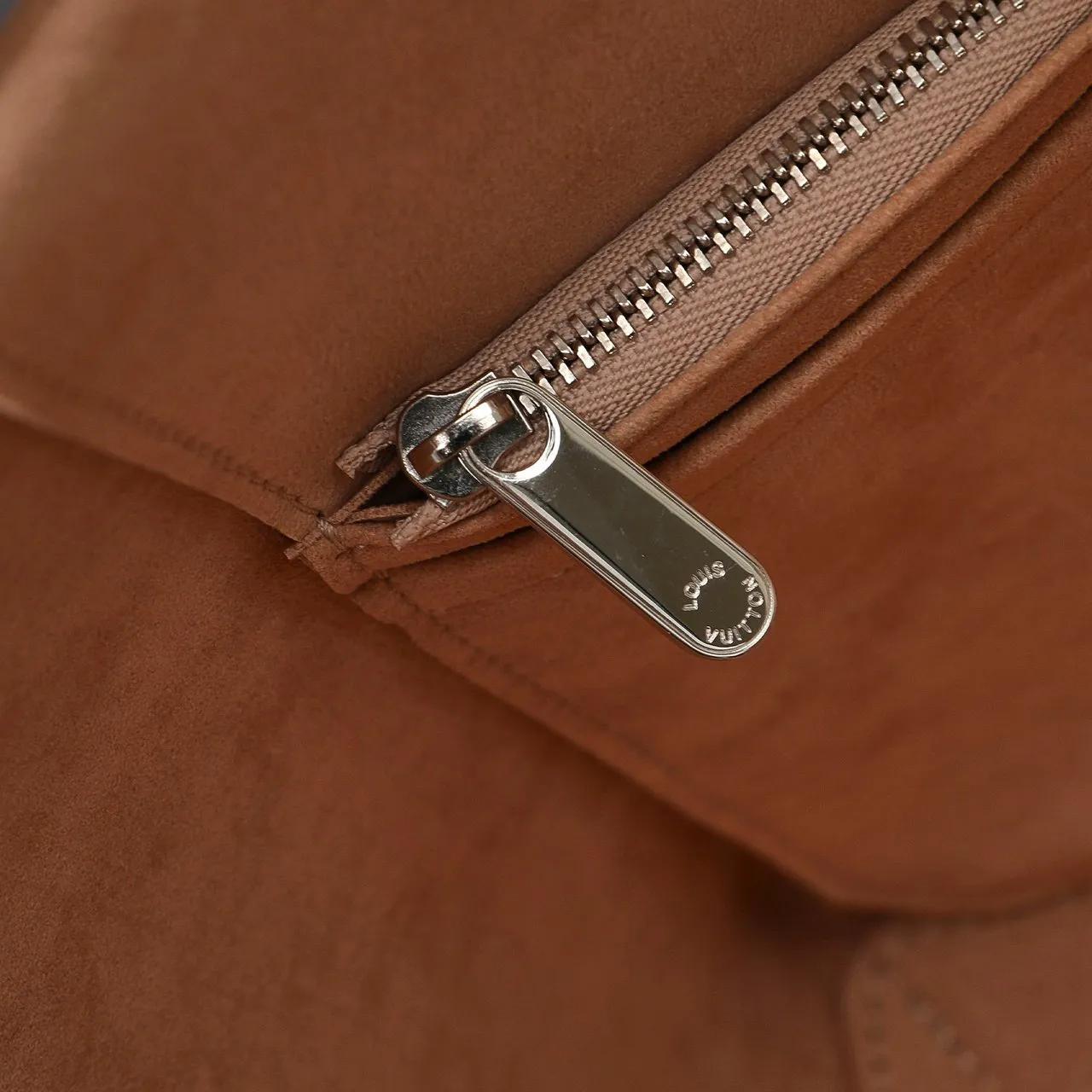 Thumbnail - Louis Vuitton Shopper - 2016 LockMe Cabas - Gr. unisize - in Braun - für Damen
