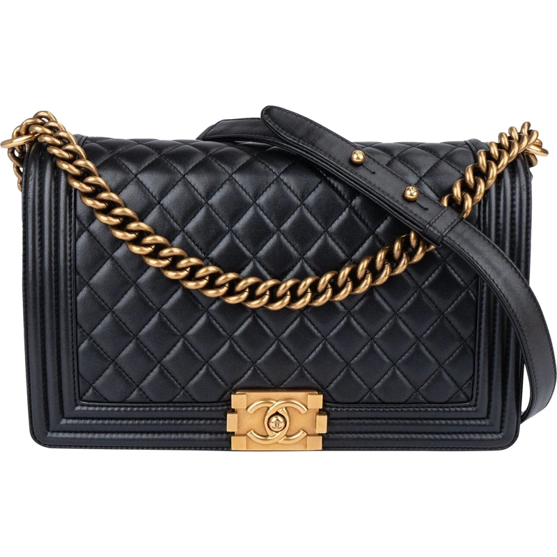 Chanel Tote Chanel Quilted Lambskin Medium CC Boy Single Flap  schwarz