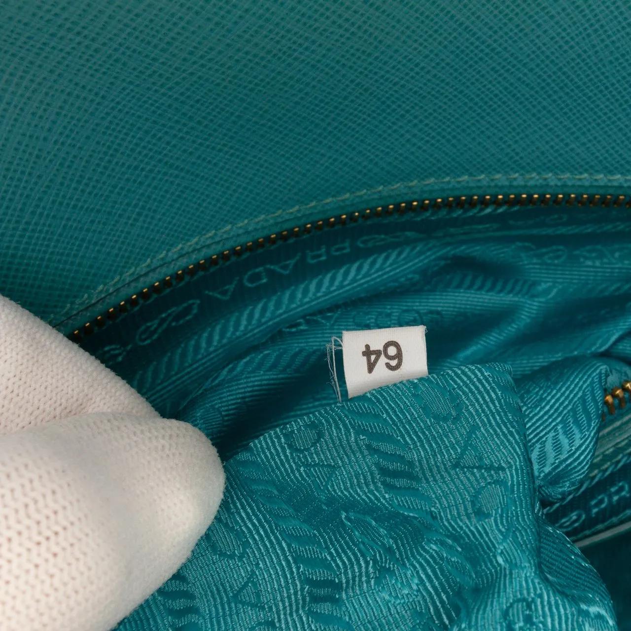 Thumbnail - Prada Hobo Bags - Large Saffiano Lux Promenade Satchel - Gr. unisize - in Blau - für Damen