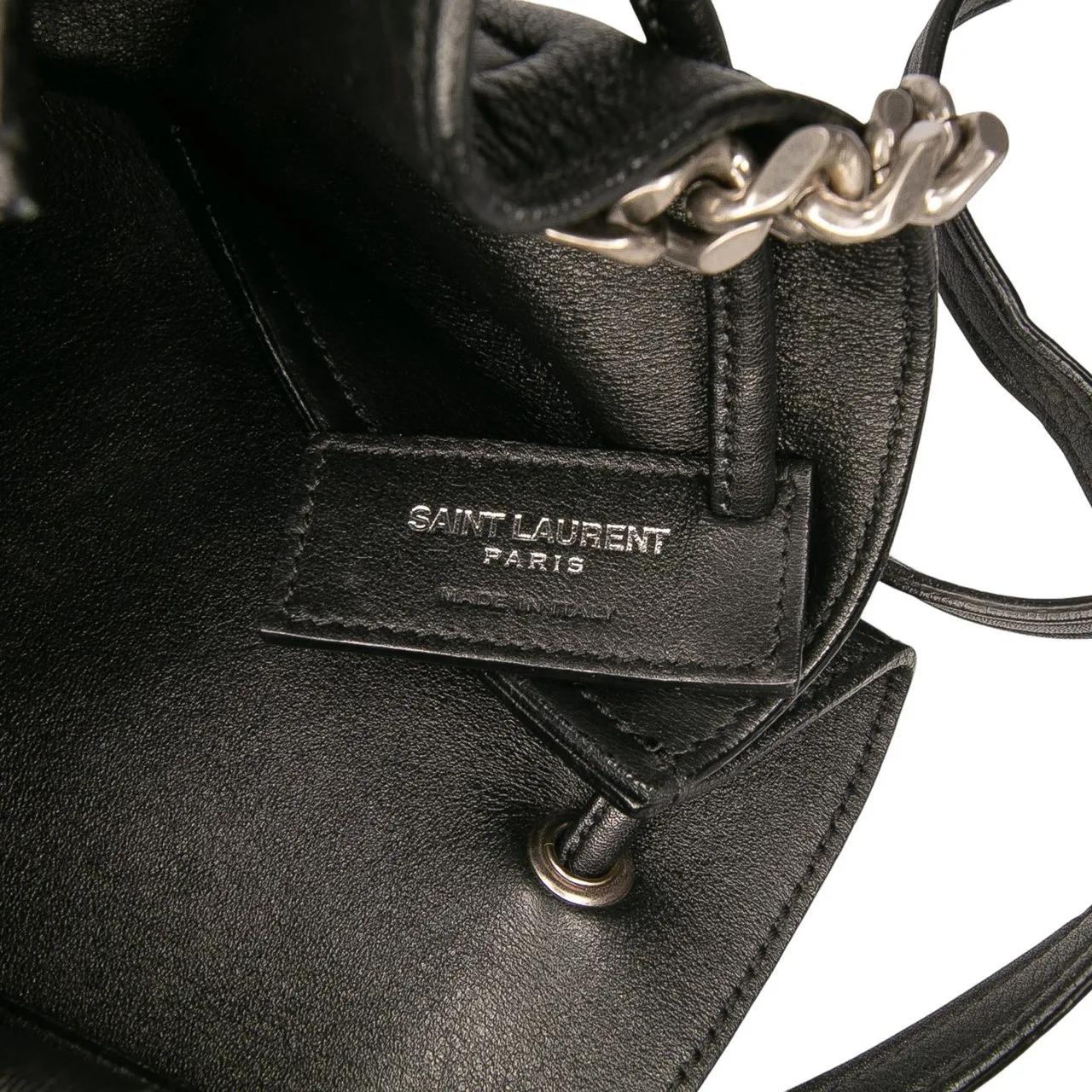 Thumbnail - Saint Laurent Hobo Bags - Mini Leather Monogram Embellished Bourse Bucket Ba - Gr. unisize - in Schwarz - für Damen