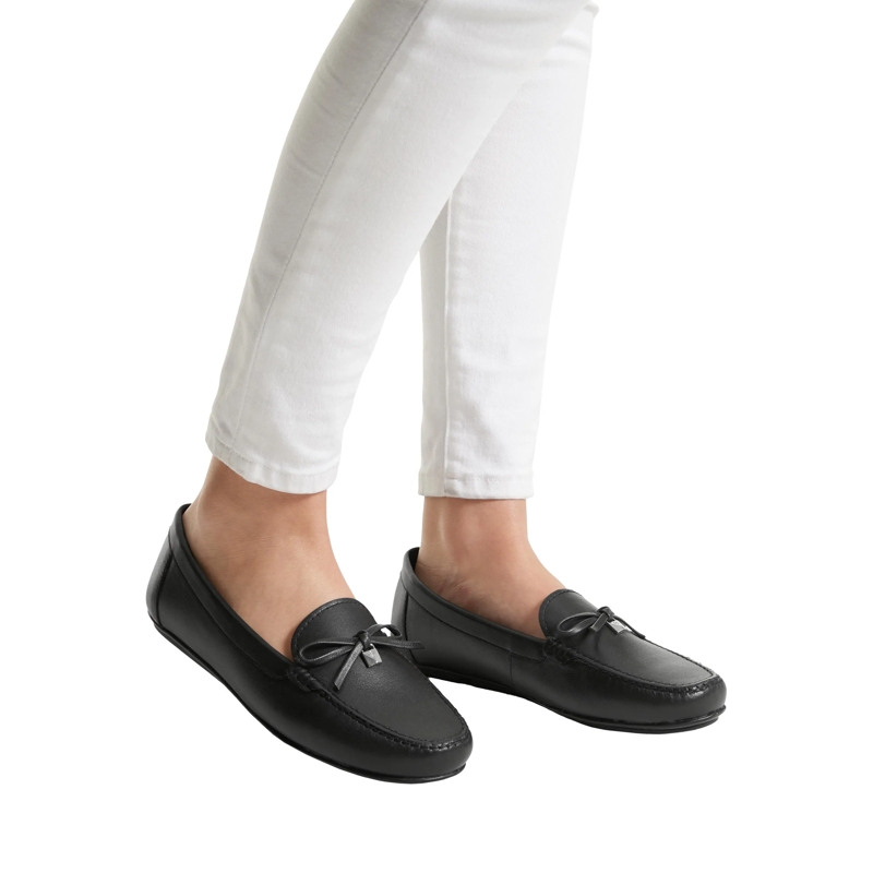 MICHAEL Michael Kors Driver Juliette Moc Black(Image 3)