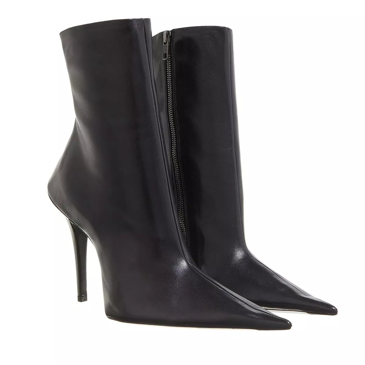 Balenciaga hot sale pointy boots