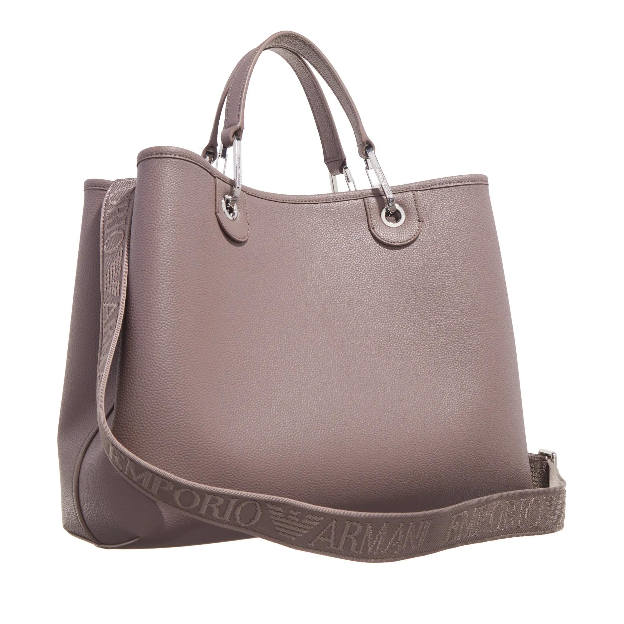 Emporio Armani Shoppers Shopping M St. Cervo Shopping M St. Cervo in taupe