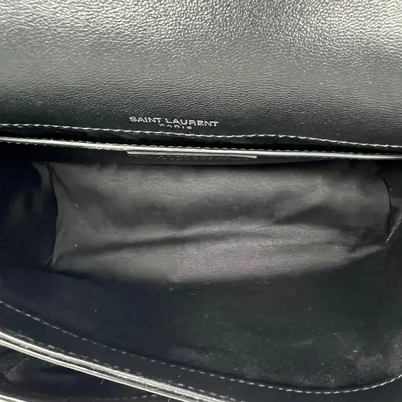 Thumbnail - Saint Laurent Hobo Bags - Saint Laurent Niki Baby shoulder bag in black pate - Gr. unisize - in Schwarz - für Damen