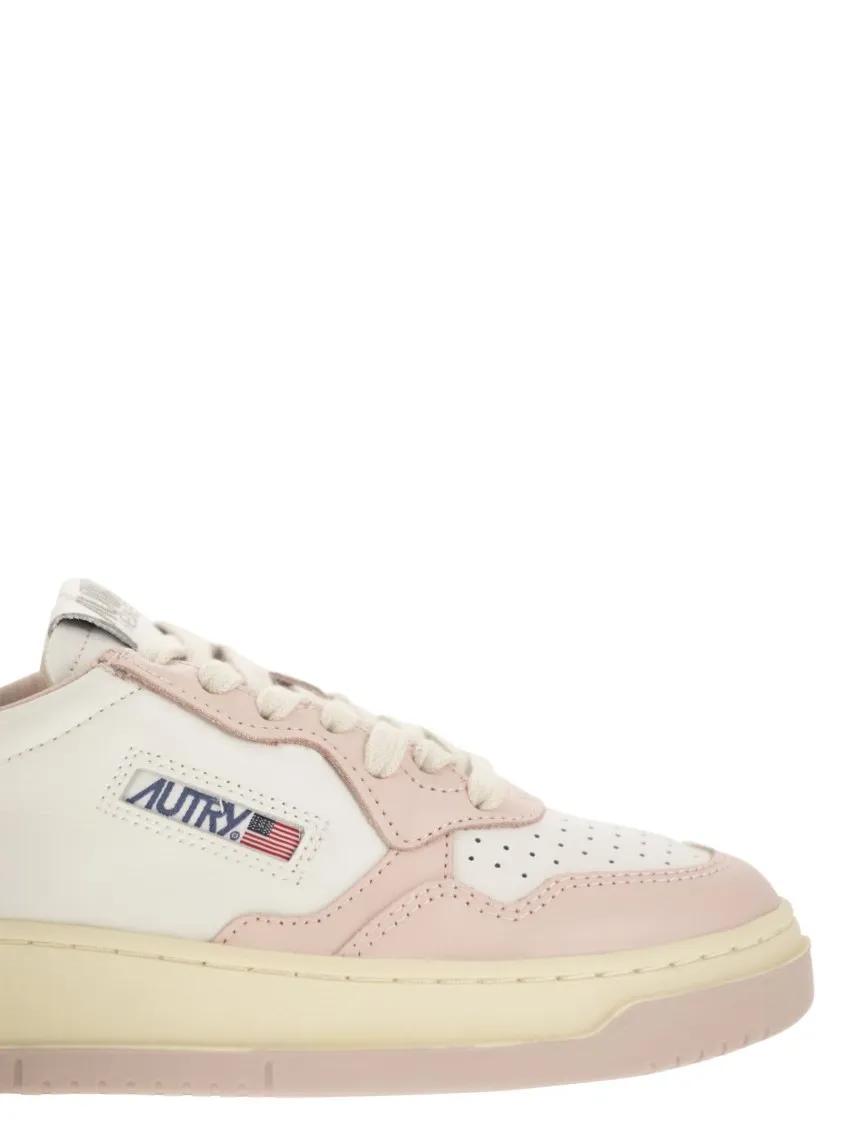 Thumbnail - Autry Low-Top Sneaker - Medalist Low - Two-Tone Leather Sneakers - Gr. 38 (EU) - in Rosa - für Damen