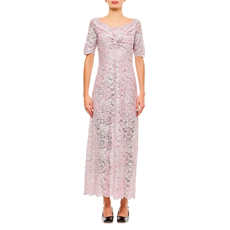 Paco Rabanne Robe longue Intricate Lace Maxi Dress With Raw Cut Neckline Pink