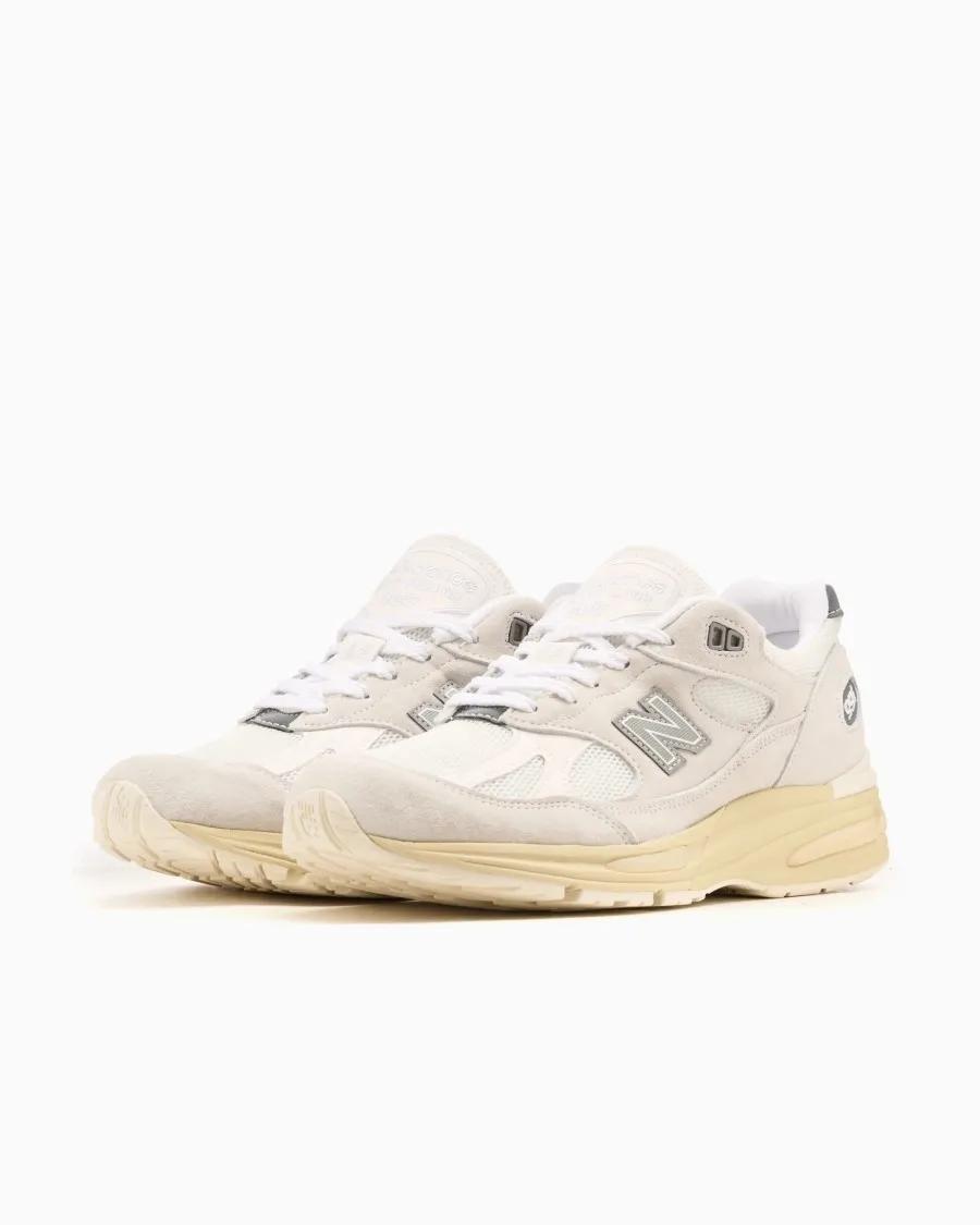 Thumbnail - New Balance Low-Top Sneaker - 991 Sneakers - Gr. 12 - in Weiß - für Damen