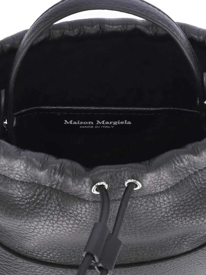 Maison Margiela Shoppers & Totes 5Ac' Bucket Bag – Black in zwart