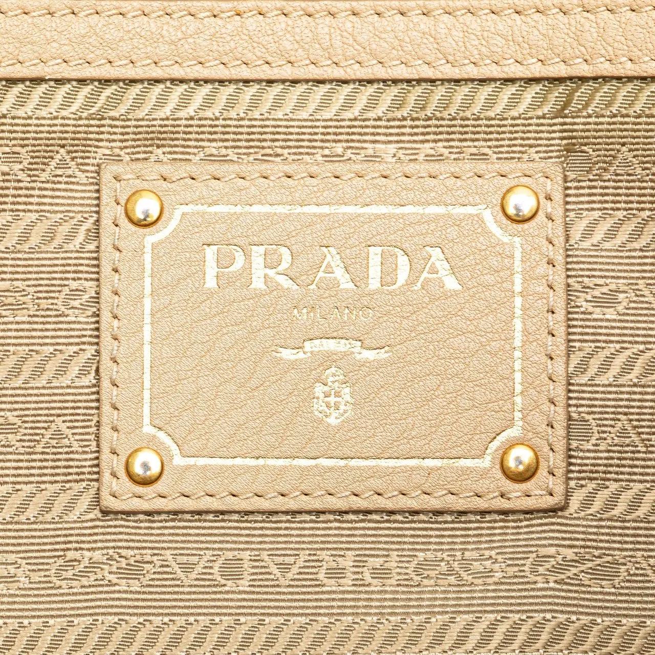 Thumbnail - Prada Crossbody Bags - 20th Vitello Daino Open Convertible Tote - Gr. unisize - in Braun - für Damen