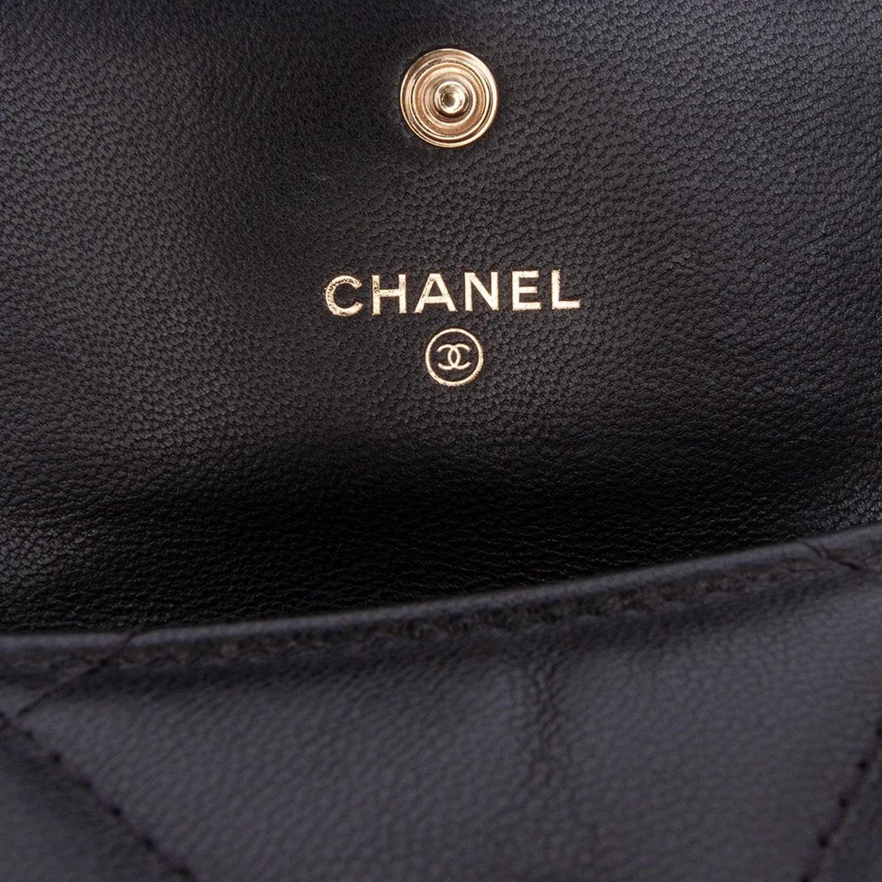Thumbnail - Chanel Hobo Bags - Quilted Lambskin 19 Flap Coin Purse With Chain - Gr. unisize - in Schwarz - für Damen