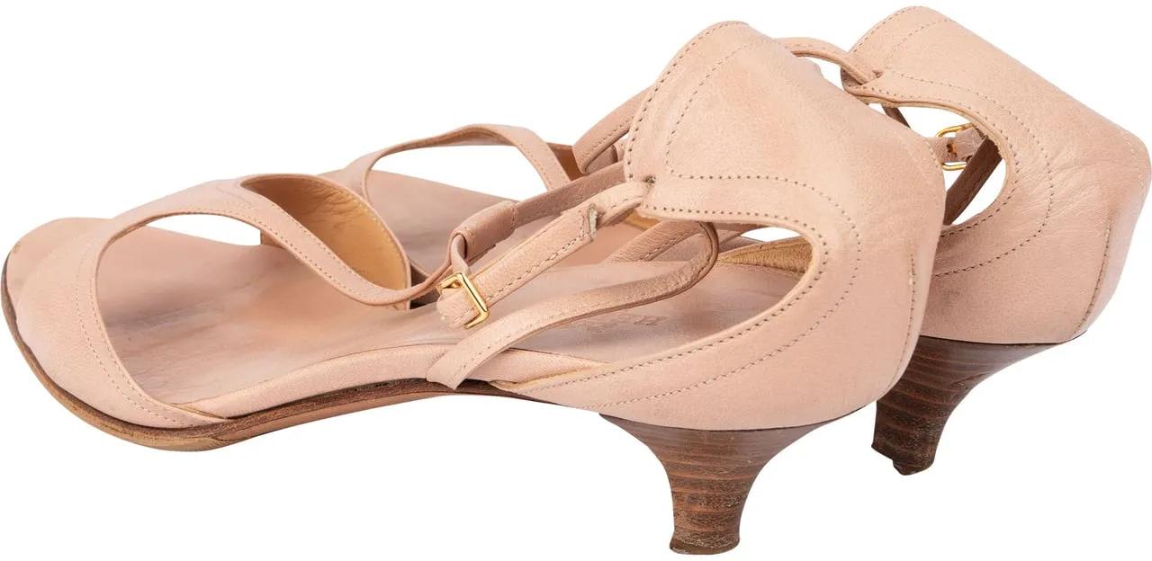 Thumbnail - Hermès Ring - Hermes Pink Leather String Sandals (36,5) - Gr. ONE SIZE - in Rot - für Damen