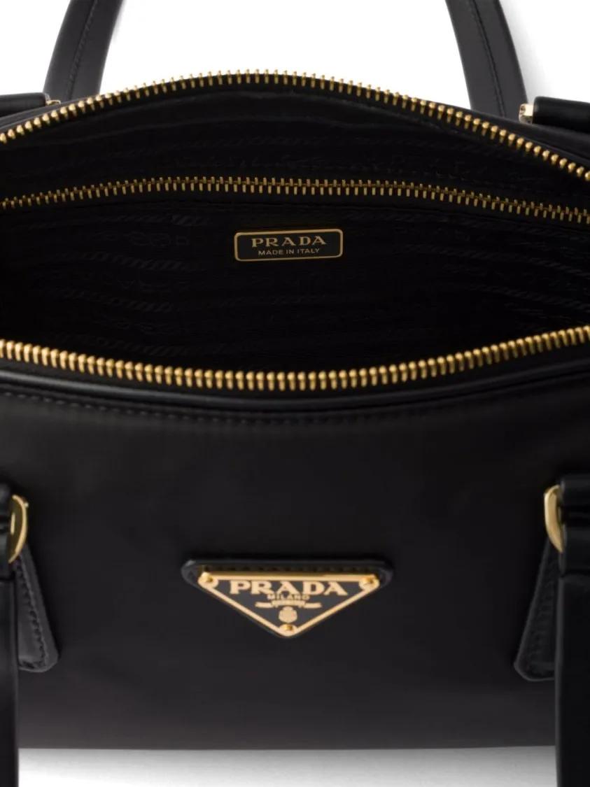 Prada Hobo bags Structured Black Handbag With Gold-Tone Hardware in zwart