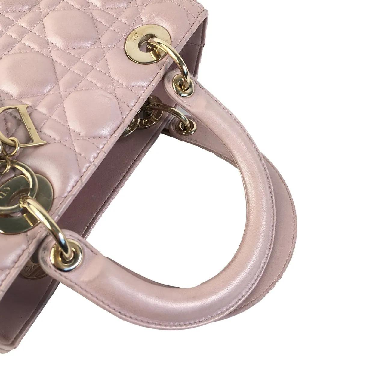 Thumbnail - Christian Dior Hobo Bags - 2016 Medium Pearlescent Lambskin Cannage Lady Dior - Gr. unisize - in Gold - für Damen