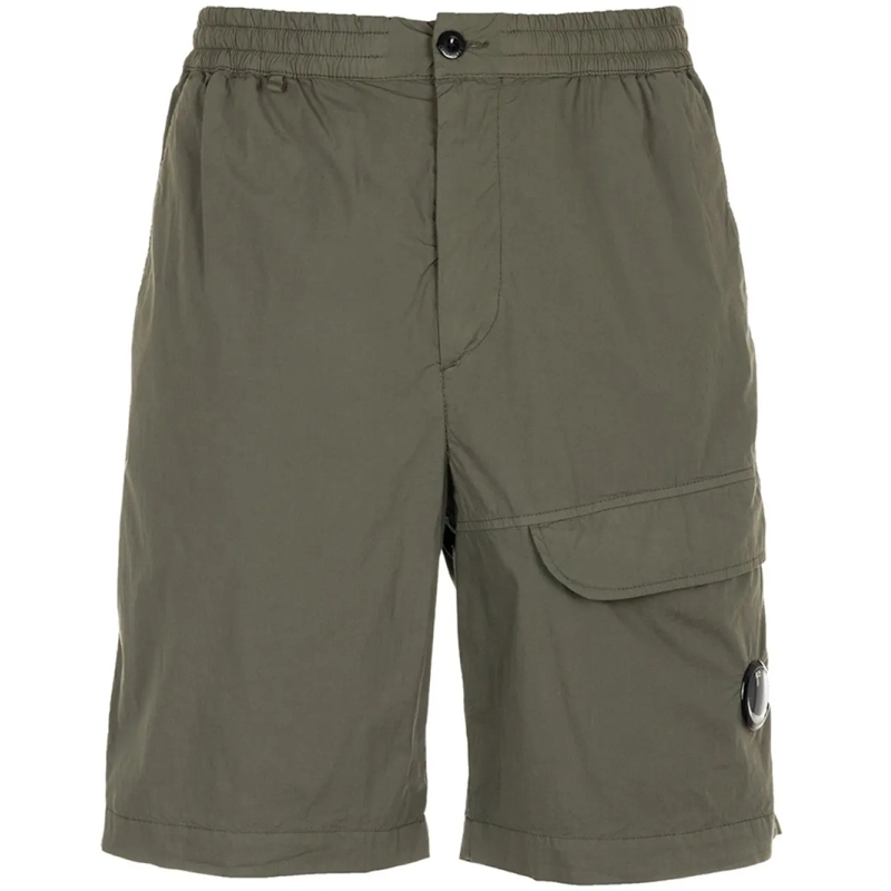 CP Company  Lens Logo Cargo Stretch Bermuda Shorts grün