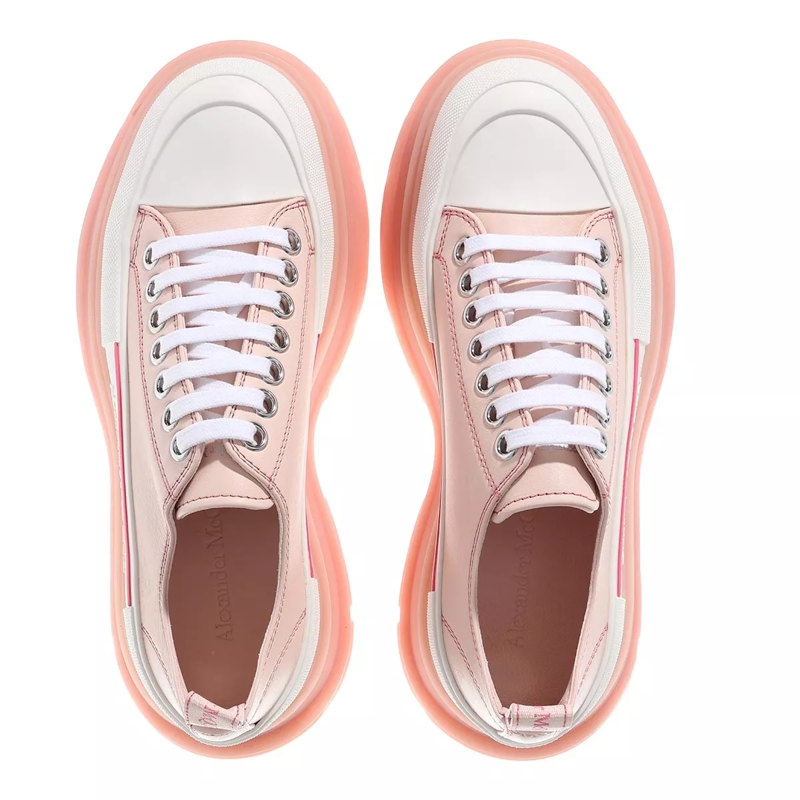 Alexander McQueen Low-Top-Sneaker Tread Slick Boot Tea Rose/White(Image 4)