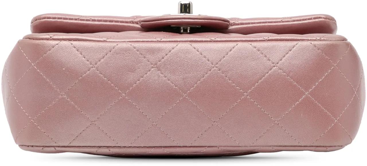 Thumbnail - Chanel Hobo Bags - 2017-2018 Mini Rectangular Classic Iridescent Lamb - Gr. unisize - in Gold - für Damen