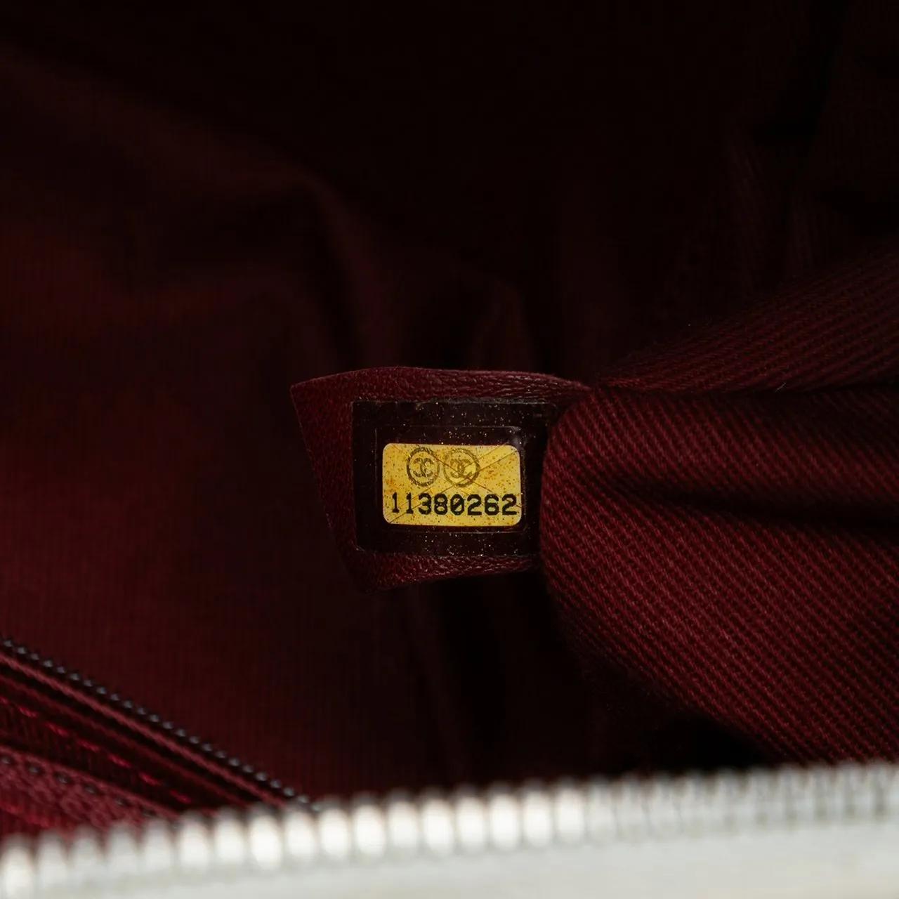 Thumbnail - Chanel Hobo Bags - Quilted Aged Calfskin Cotton Club Bowler Bag - Gr. unisize - in Weiß - für Damen