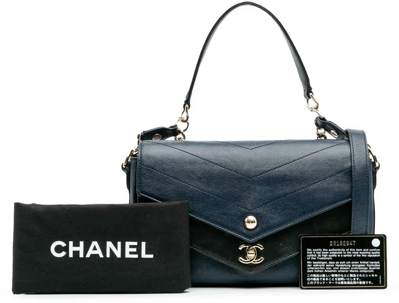 Thumbnail - Chanel Hobo Bags - Mini Quilted Sheepskin Double Chevron Flap - Gr. unisize - in Blau - für Damen