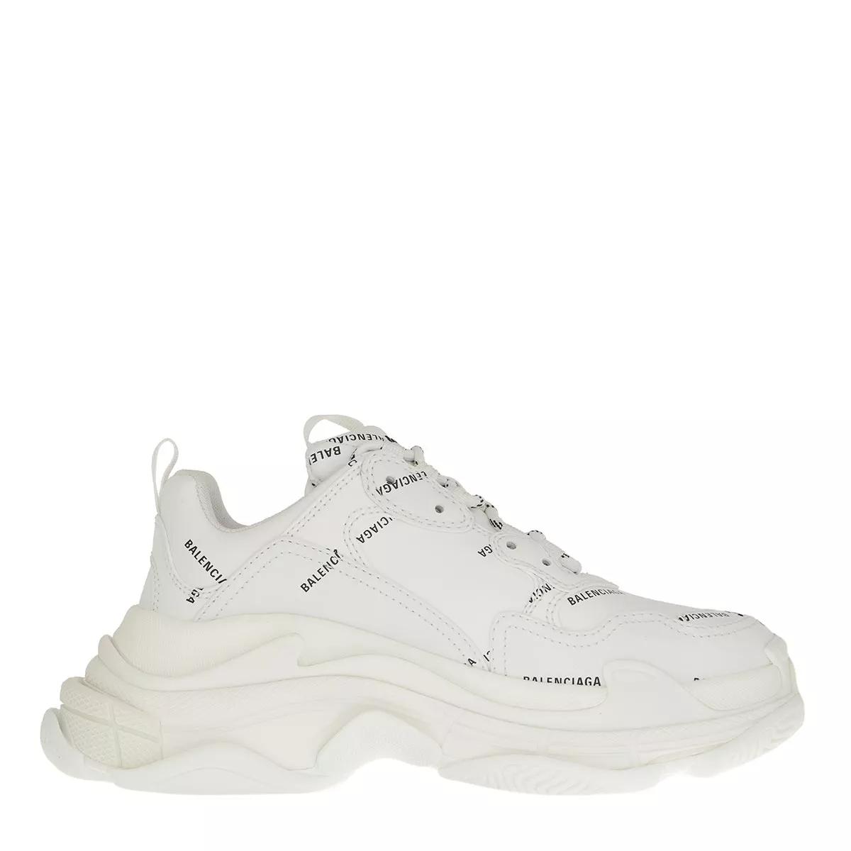 Triple s all on sale white