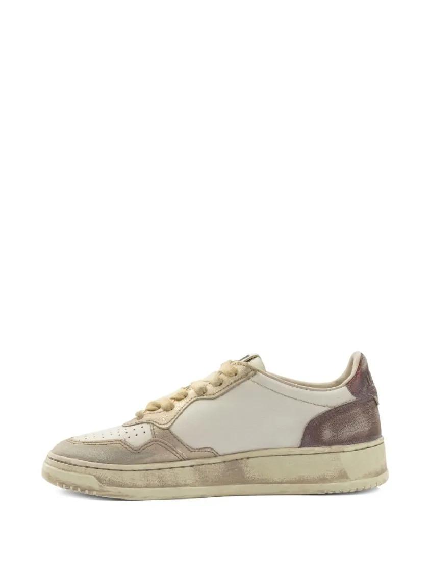Thumbnail - Autry Low-Top Sneaker - Vintage-Inspired Low-Top Sneakers With Cream Base - Gr. 36 (EU) - in Weiß - für Damen