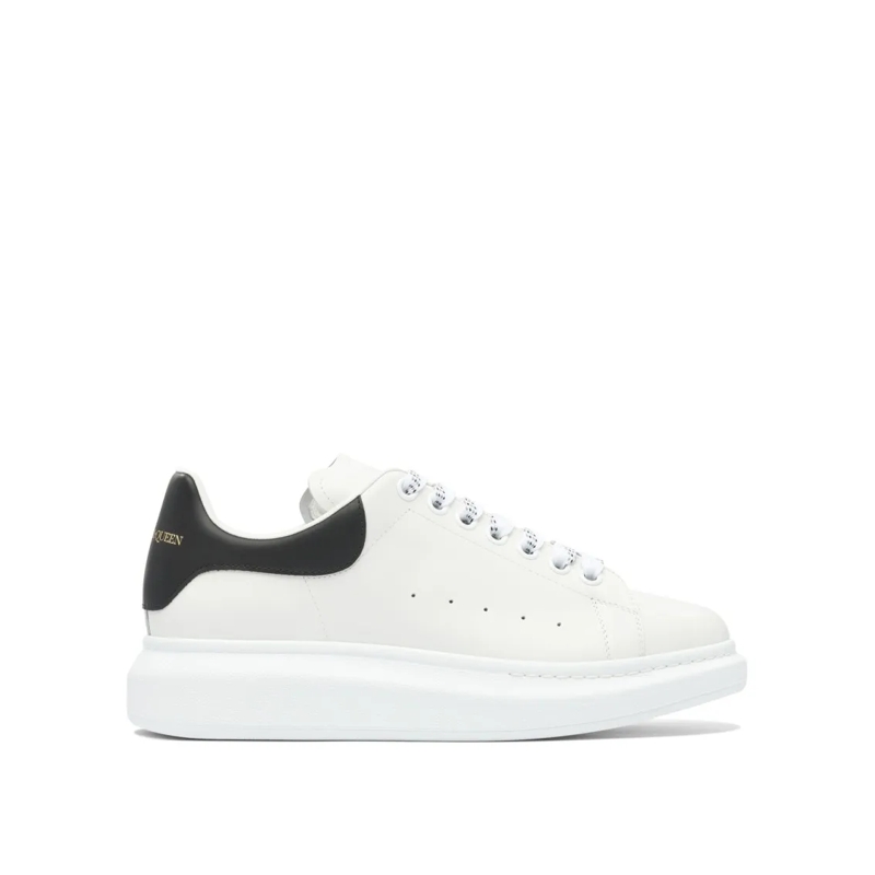 Alexander McQueen Sneaker basse Smooth White Leather Sneakers With Black Heel Tab  White