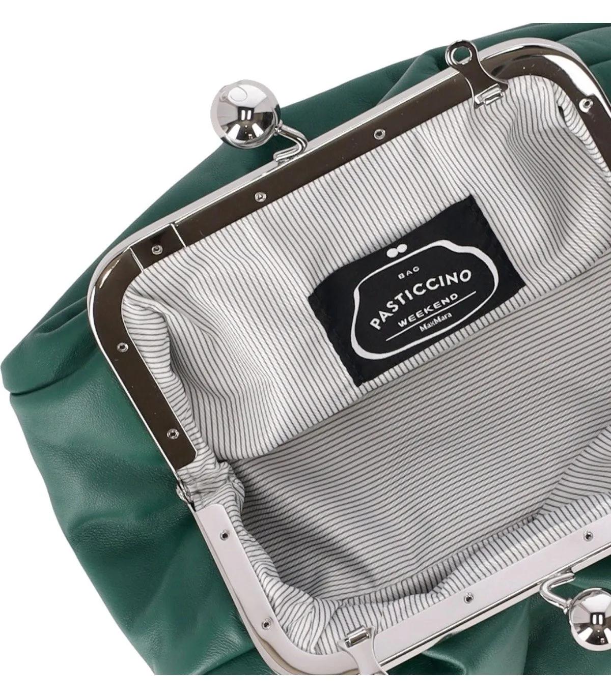 WEEKEND Max Mara Totes & shoppers MAX MARA WEEKEND PASTICCINO PRATI SMALL GRÜNER CLU in groen