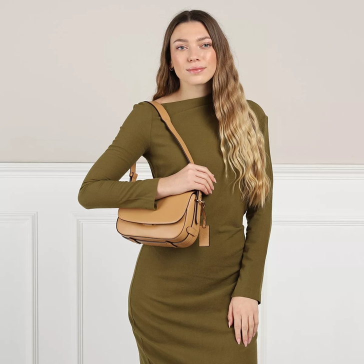 Lauren ralph best sale lauren shoulder bag