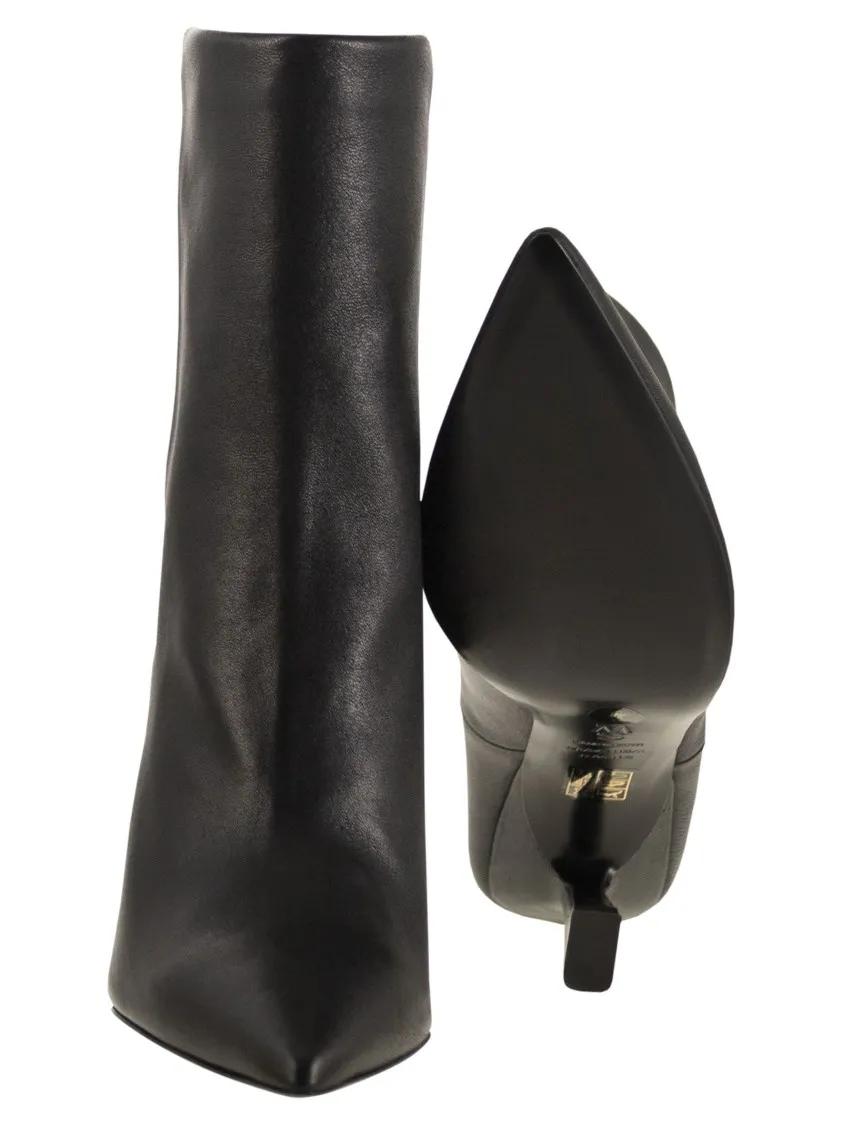 Thumbnail - Stuart Weitzman Stiefel - Vinnie - Leather Ankle Boot - Gr. 37,5 (EU) - in Schwarz - für Damen