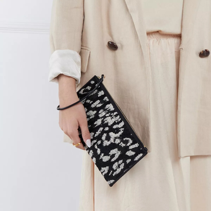 Furla envelope hot sale clutch