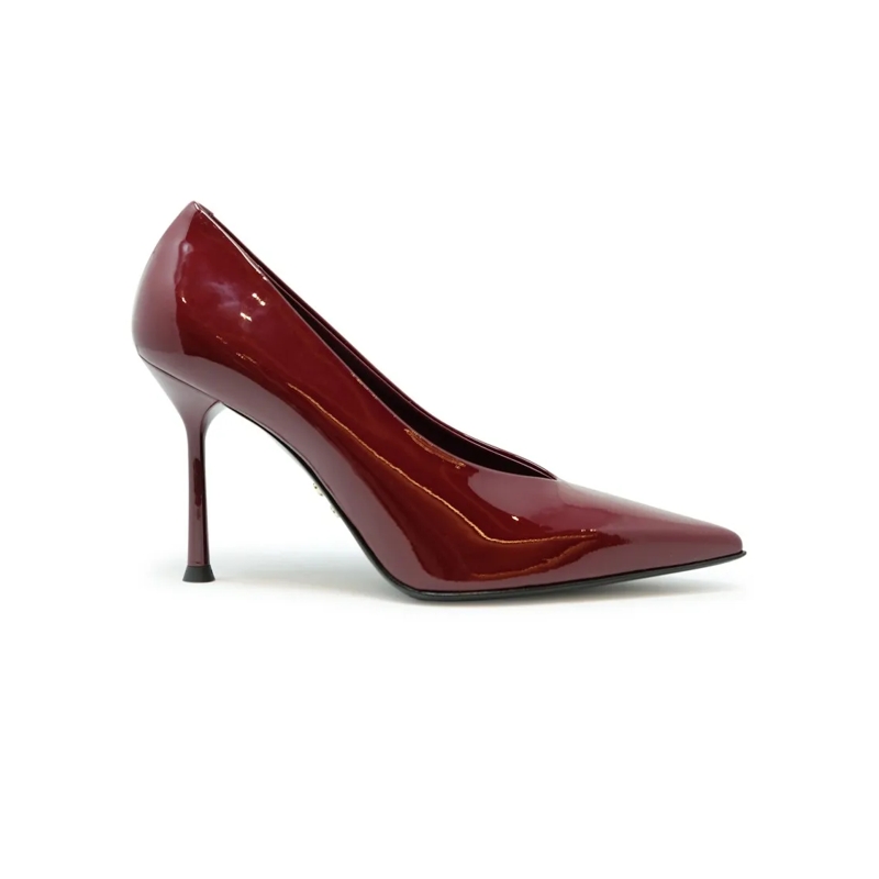 Sergio Levantesi Escarpins Burgundy Patent Leather 56 Pumps Burgundy
