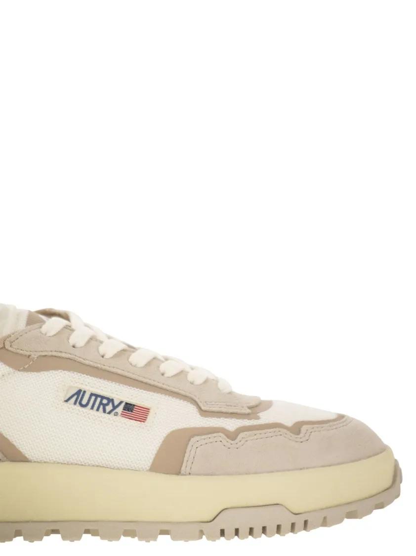 Thumbnail - Autry Low-Top Sneaker - Wildpace - Fabric And Suede Trainers - Gr. 43 (EU) - in Beige - für Damen