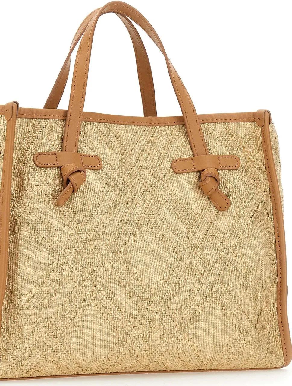 Gianni Chiarini Crossbody bags Golden in bruin